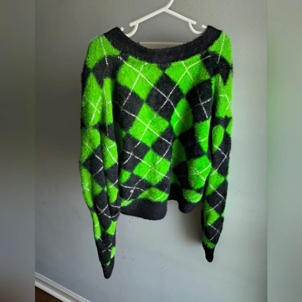 Justice Wicked Green and Black Argyle Crop Cardigan Size 10/M Kids - Picture 3 of 3